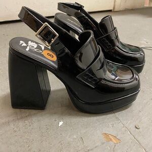 Soda Black Platform Shoes